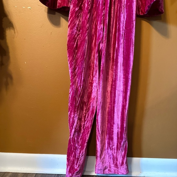 pink velour jumpsuit - Picture 6 of 9